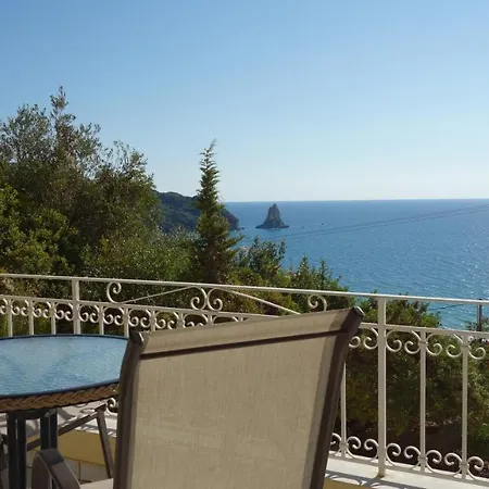 דירה Natalia A With Panoramic Sea Views Of Agios Gordios Bay אגיוס גורדיוס