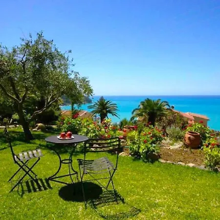 דירה Natalia A With Panoramic Sea Views Of Agios Gordios Bay אגיוס גורדיוס