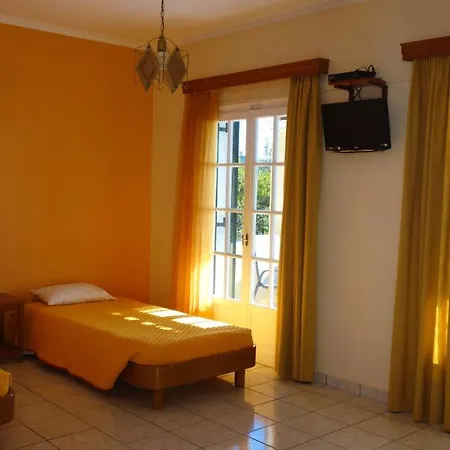 Natalia A With Panoramic Sea Views Of Agios Gordios Bay דירה