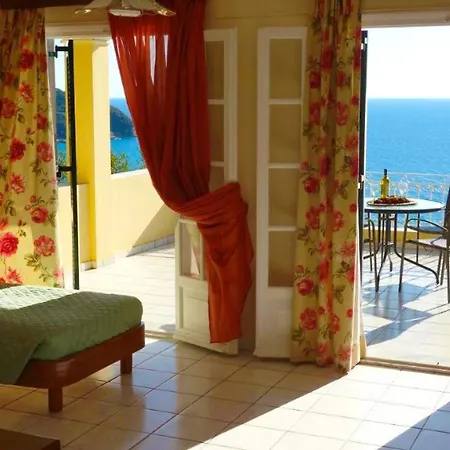 Natalia A With Panoramic Sea Views Of Agios Gordios Bay דירה