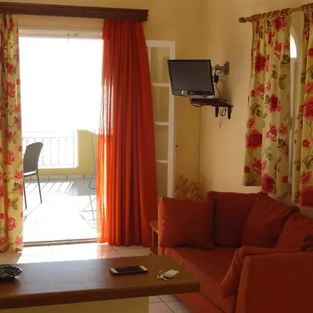 Natalia A With Panoramic Sea Views Of Agios Gordios Bay דירה *